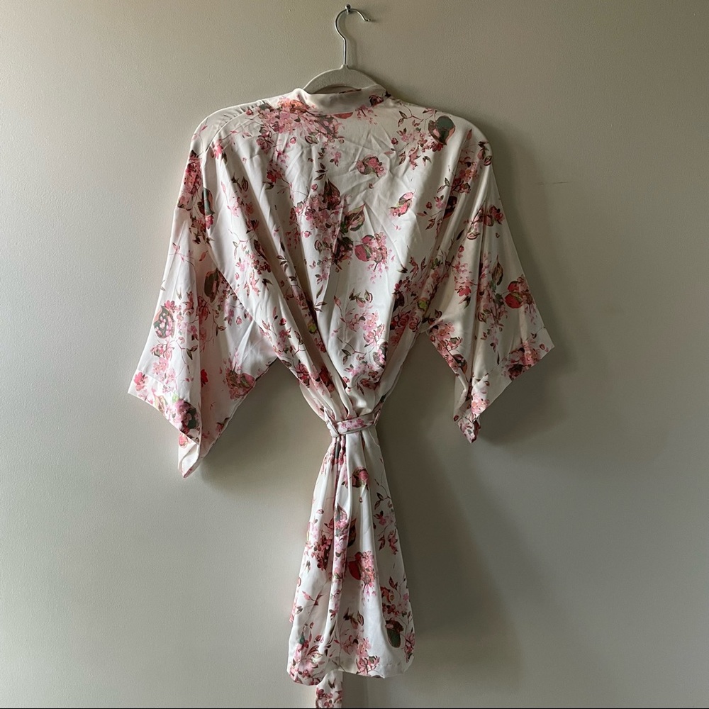 Pink Floral Kimono Robe - Picture 2 of 3